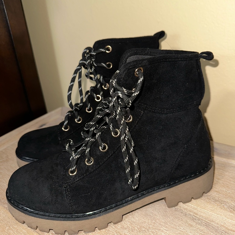 Women's Black Lace-Up Ankle Boots